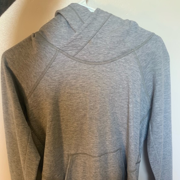 Lululemon Grey Cross Neck Hoodie Nwot 